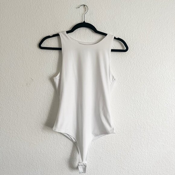 Sincerely Jules Bodysuit Medium White Sleeveless Stretch - Picture 1 of 7